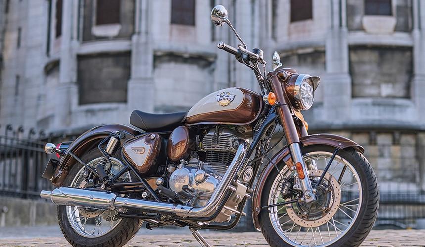 Royal Enfield Classic 350 Evolution: History, Specs, Variants & Rider Review